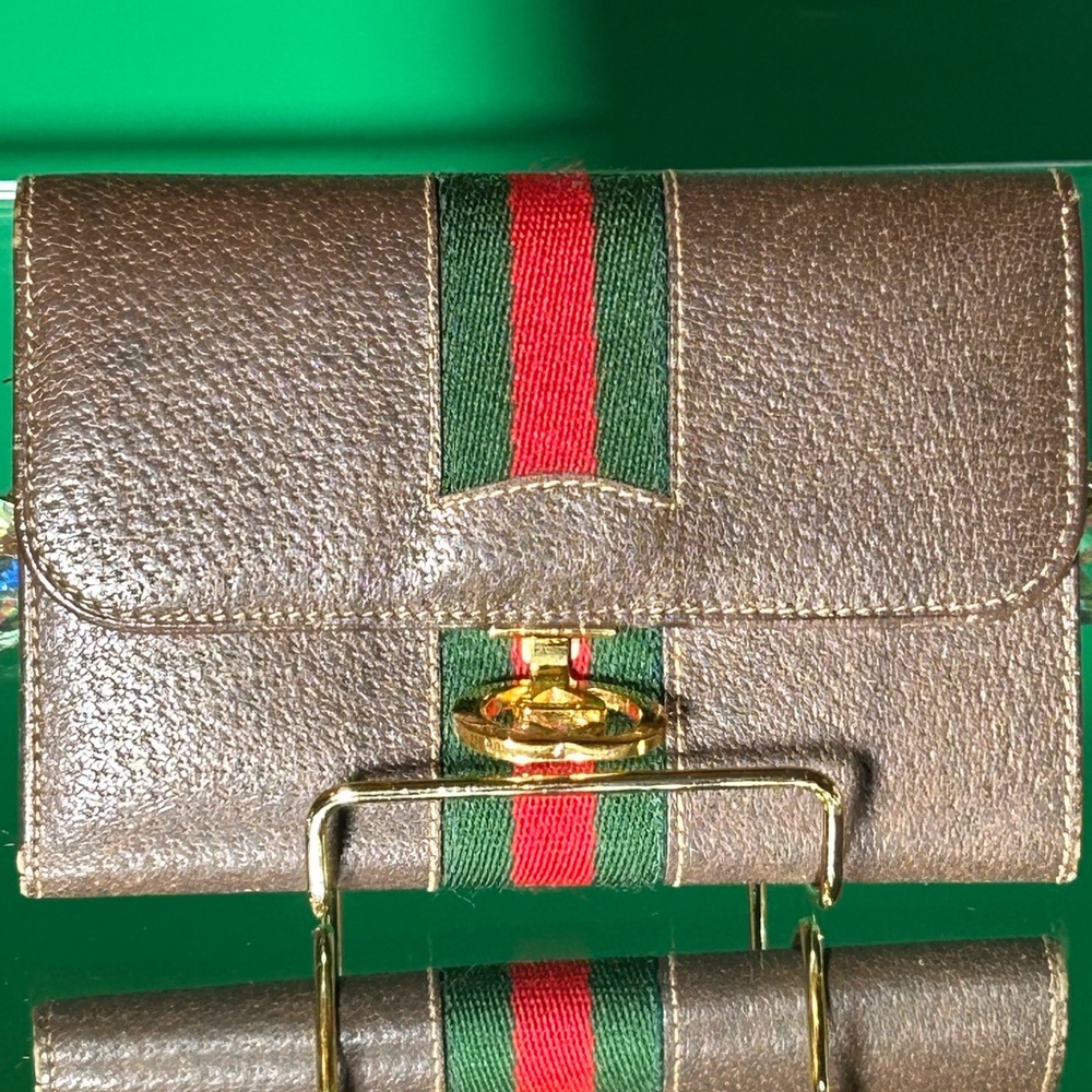 Gucci Brown Leather Wallet with Gold Accent Approx. 4.5” x 3” w/Box EUC - Picture 9 of 17